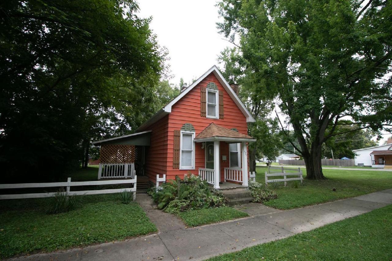 Downtown 2 Bedroom Cottage, Sleeps 6, Walking Distance To Honeywell, Downtown Restaurants, Shopping Wabash Экстерьер фото