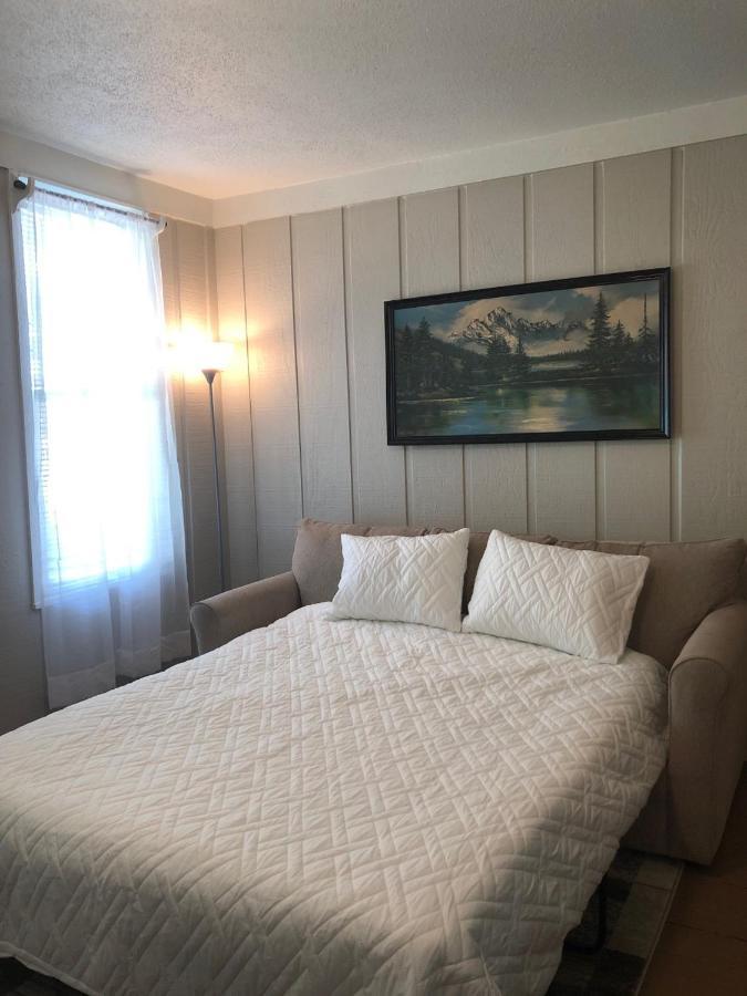 Downtown 2 Bedroom Cottage, Sleeps 6, Walking Distance To Honeywell, Downtown Restaurants, Shopping Wabash Экстерьер фото
