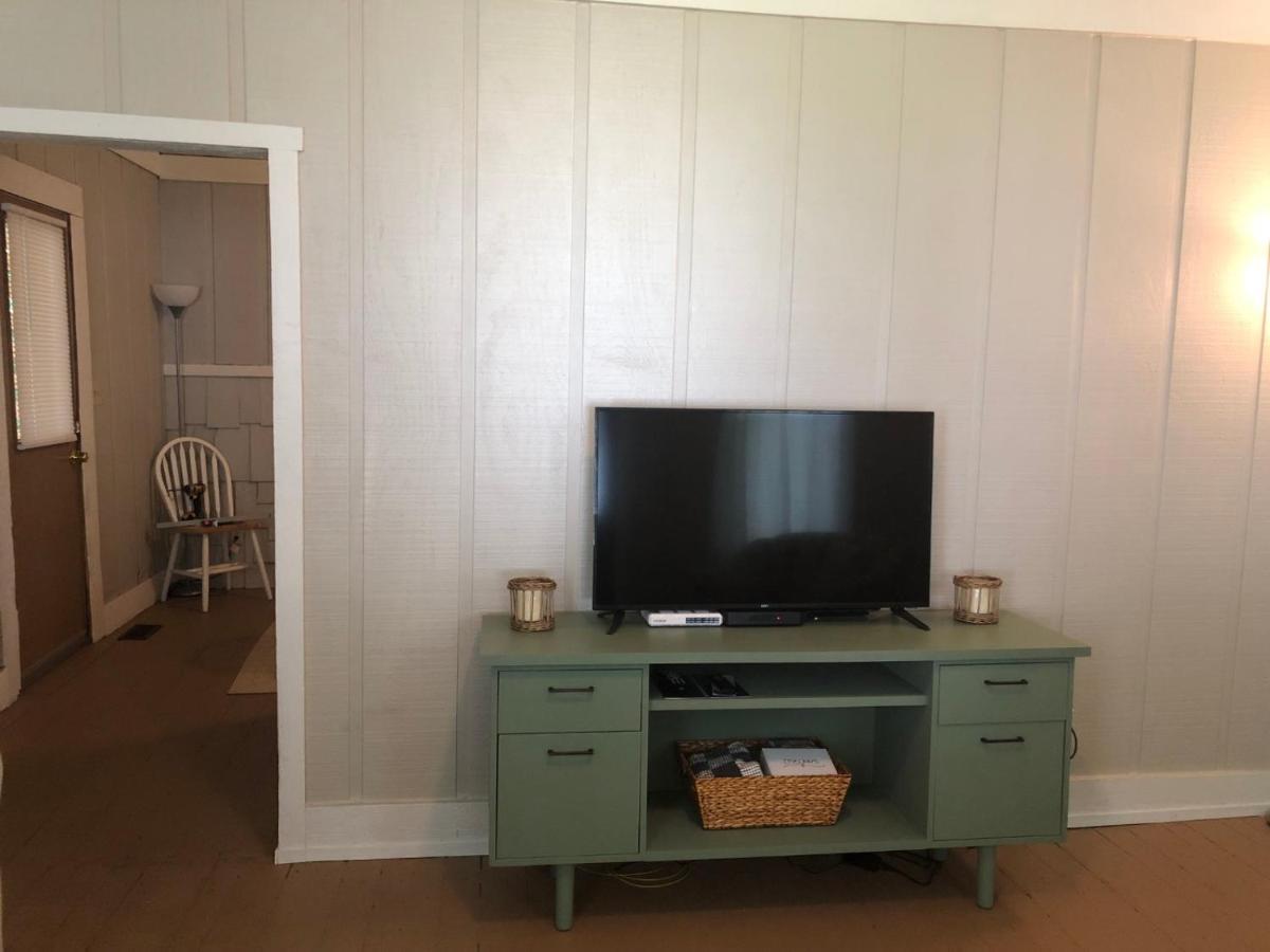 Downtown 2 Bedroom Cottage, Sleeps 6, Walking Distance To Honeywell, Downtown Restaurants, Shopping Wabash Экстерьер фото